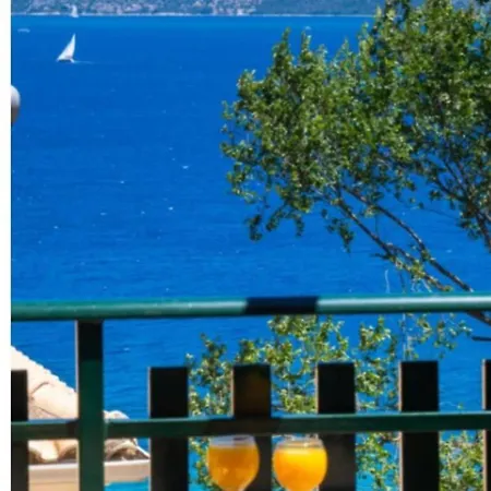 Mnv Sea In Lefkas 니키아나