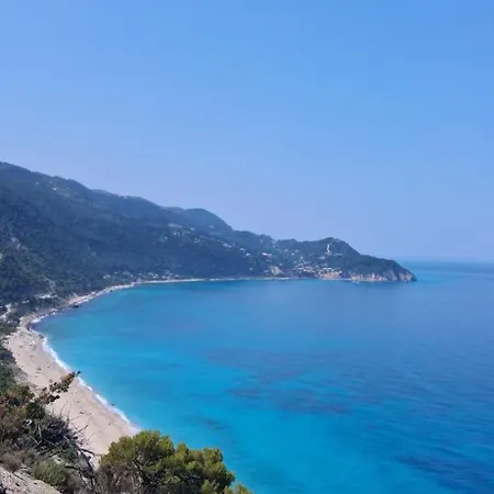 Mnv Sea In Lefkas نِكيانا